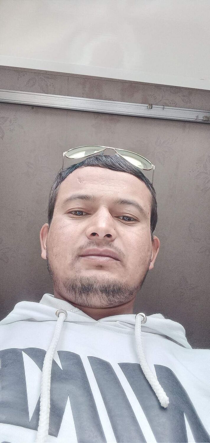  37184146  , 30 ,     