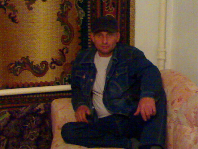  45298056  Shahmandar, 54 ,    