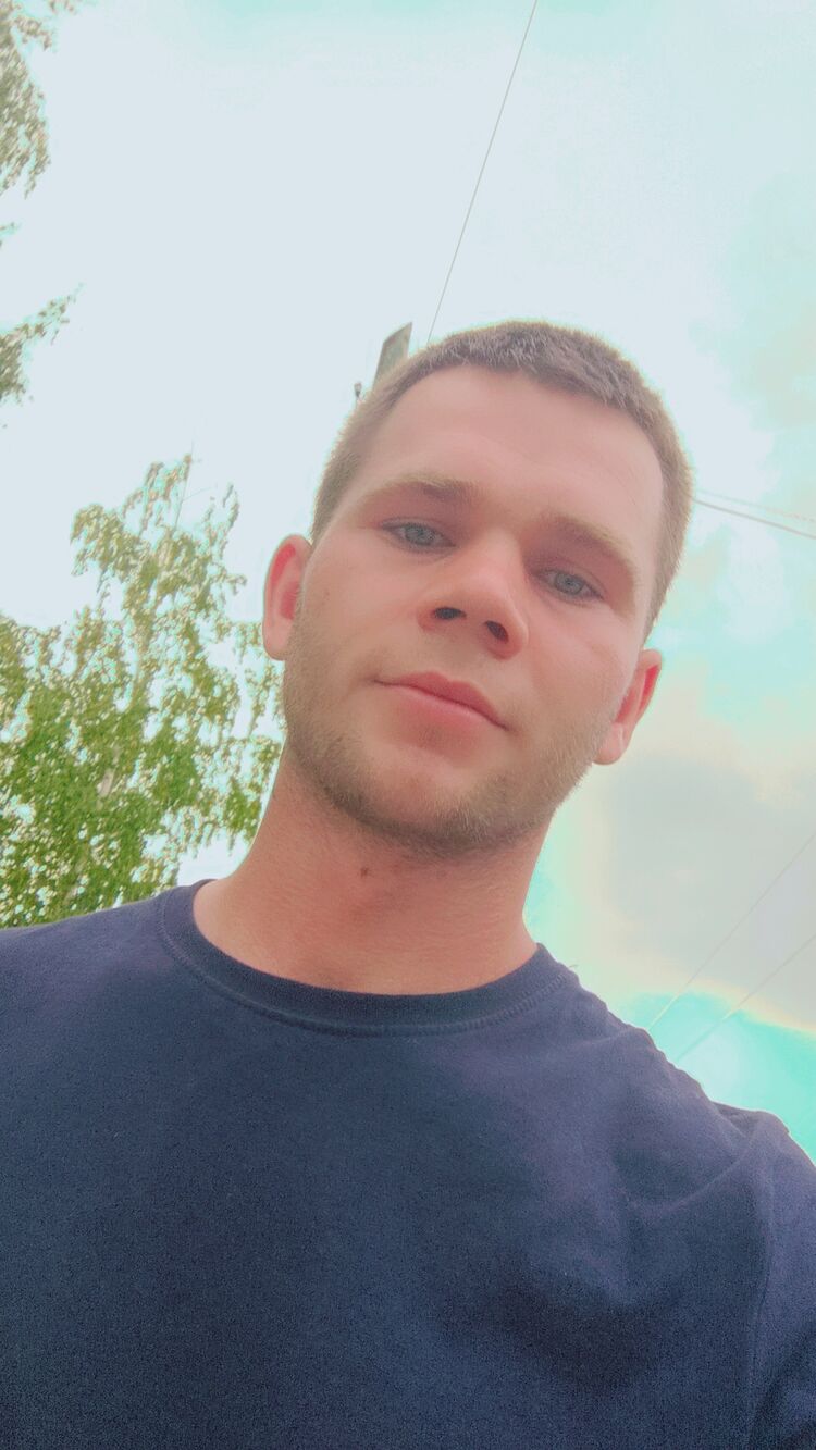  43881496  , 28 ,    
