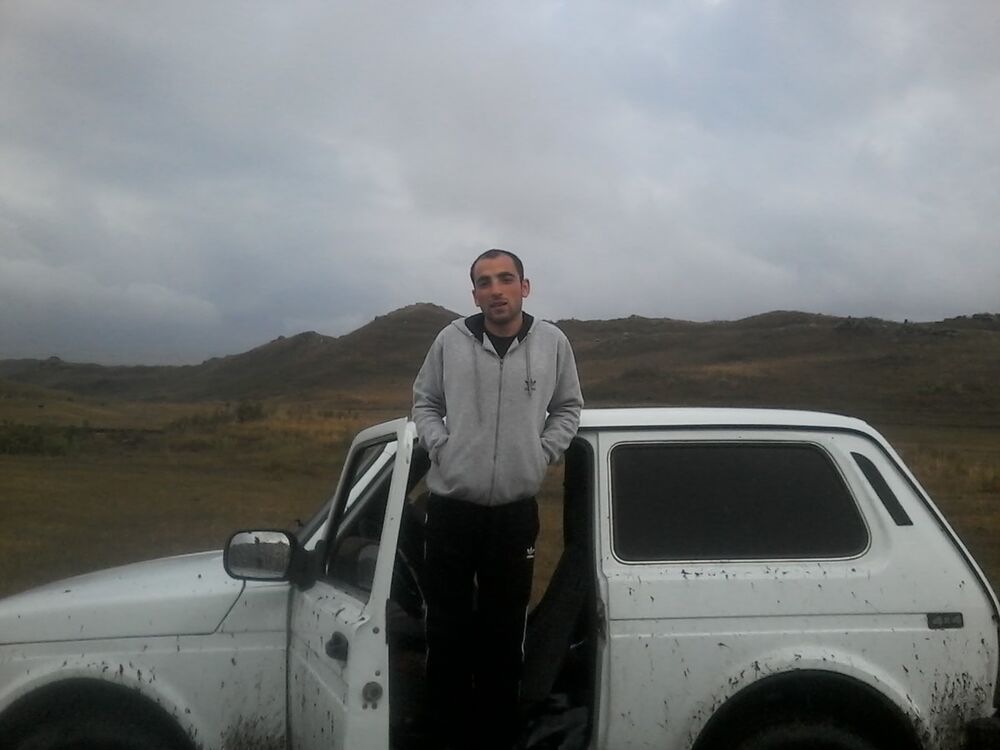 5553886  Azat, 34 ,    