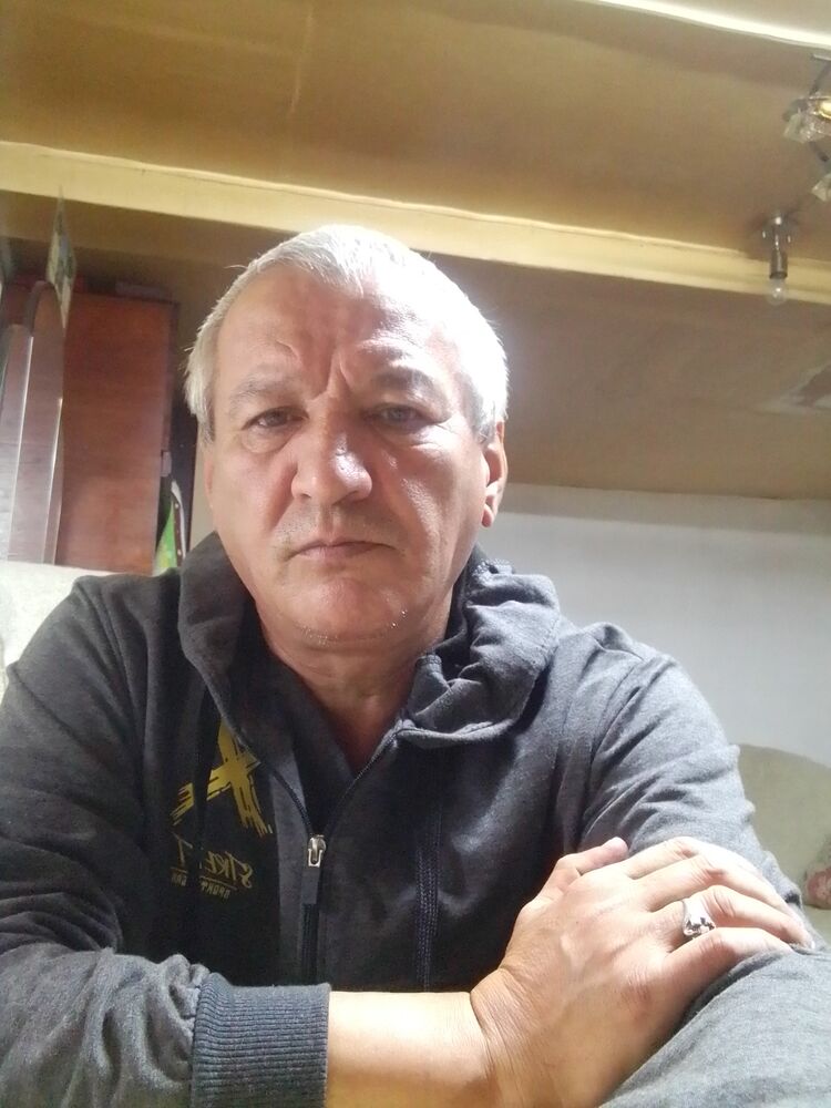  24470386  , 62 ,    