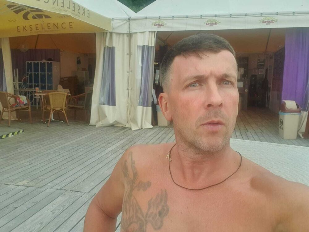  ,   Aleksandr, 45 ,   ,   , c 