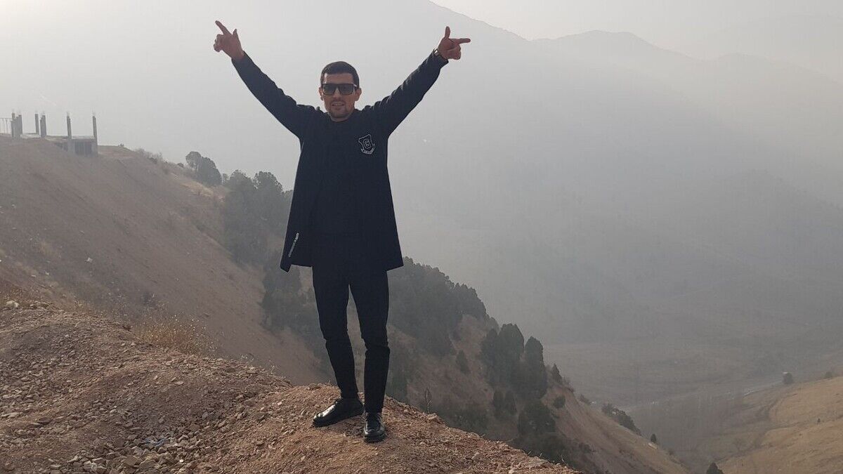  ,   Johon, 42 ,   ,   , c 