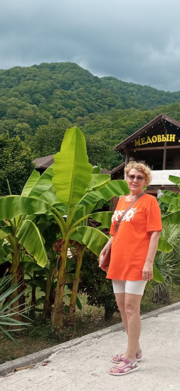   ,   Marina, 56 ,   c 