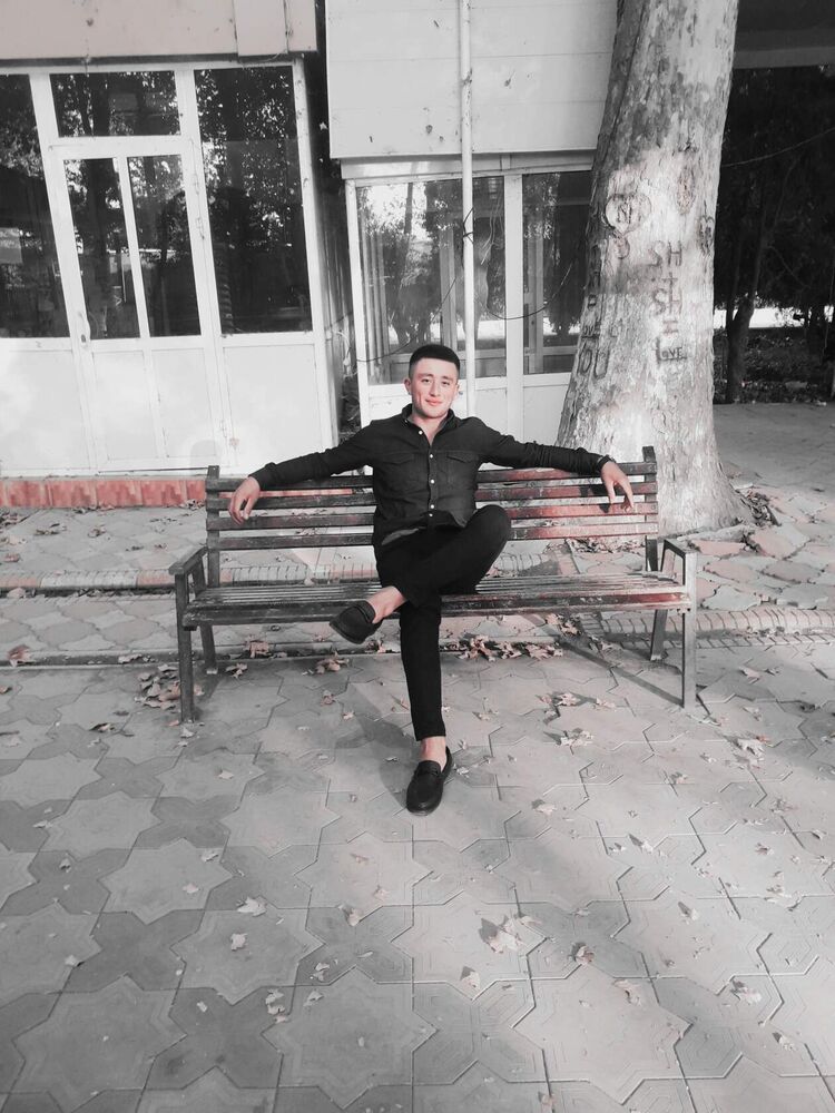  ,   Alik, 27 ,   c 