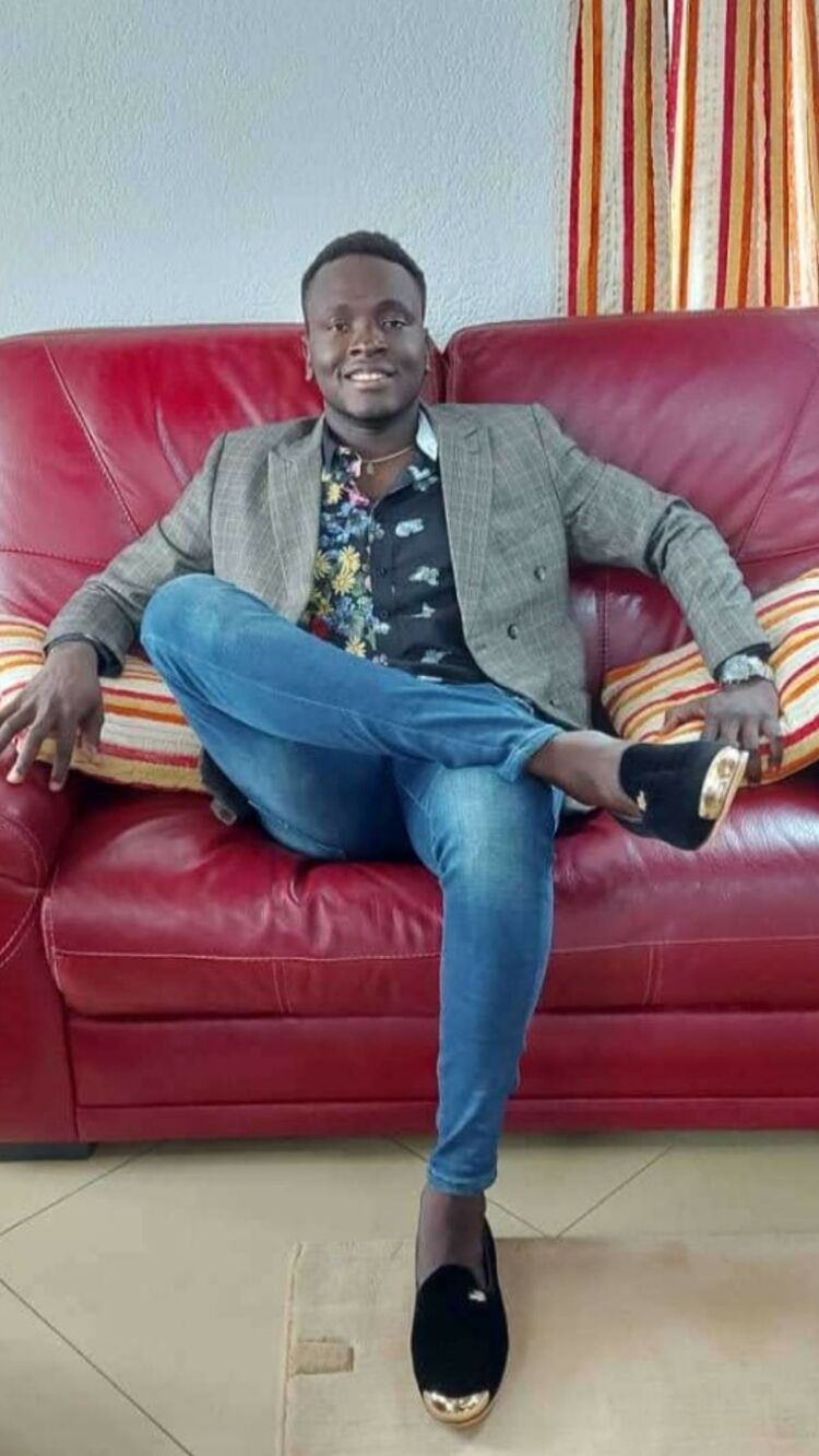 ���� 43946766 ������� KEVIN, 30 ���, ���� ���������� � Tunis