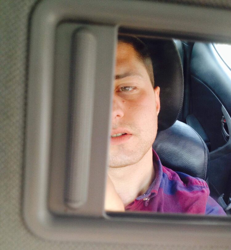  24035116  Nika, 27 ,    