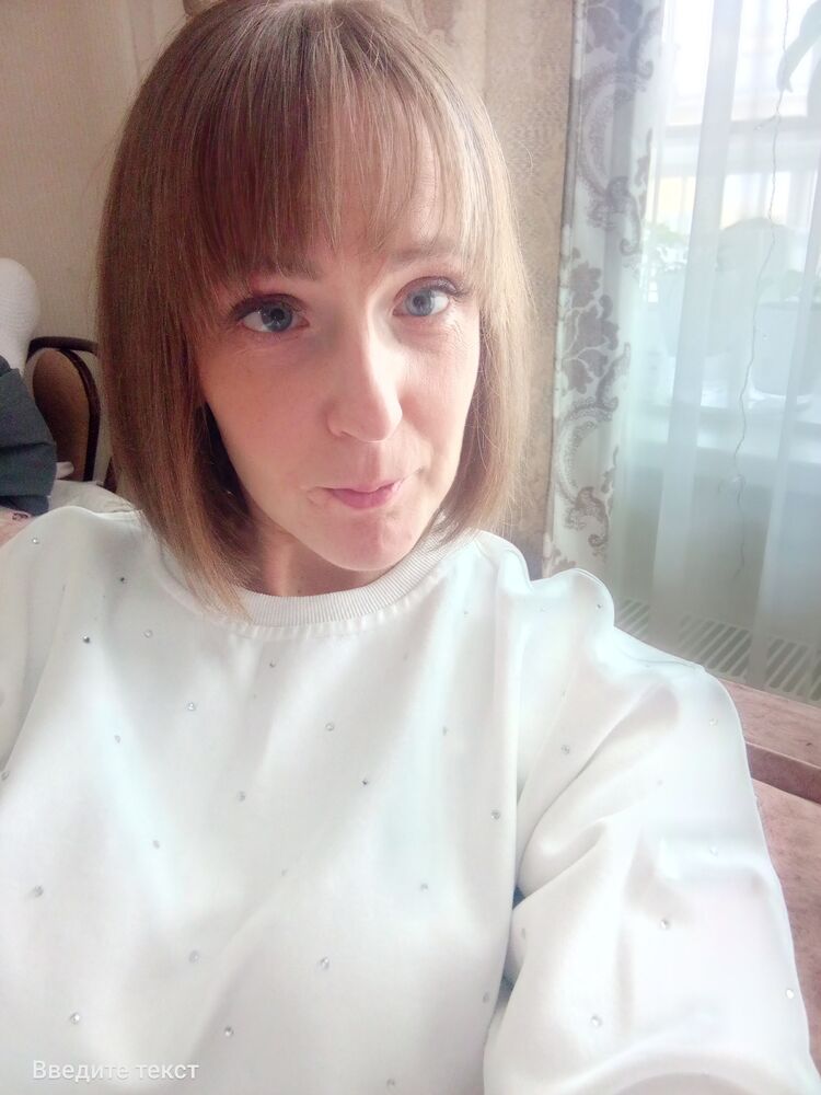  52062516  Anna, 34 ,    
