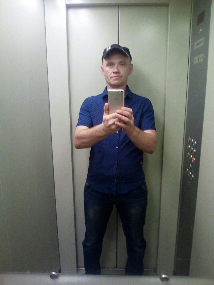  ,   Konstantin, 50 ,  