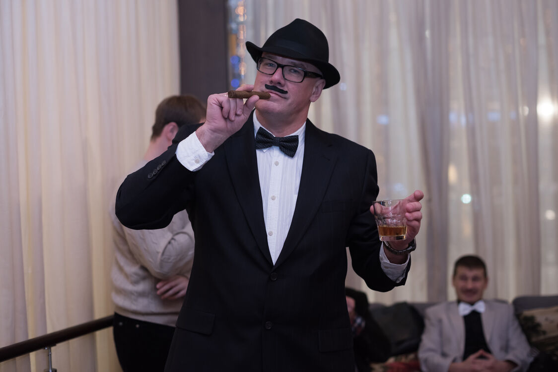  27501446  , 56 ,    -