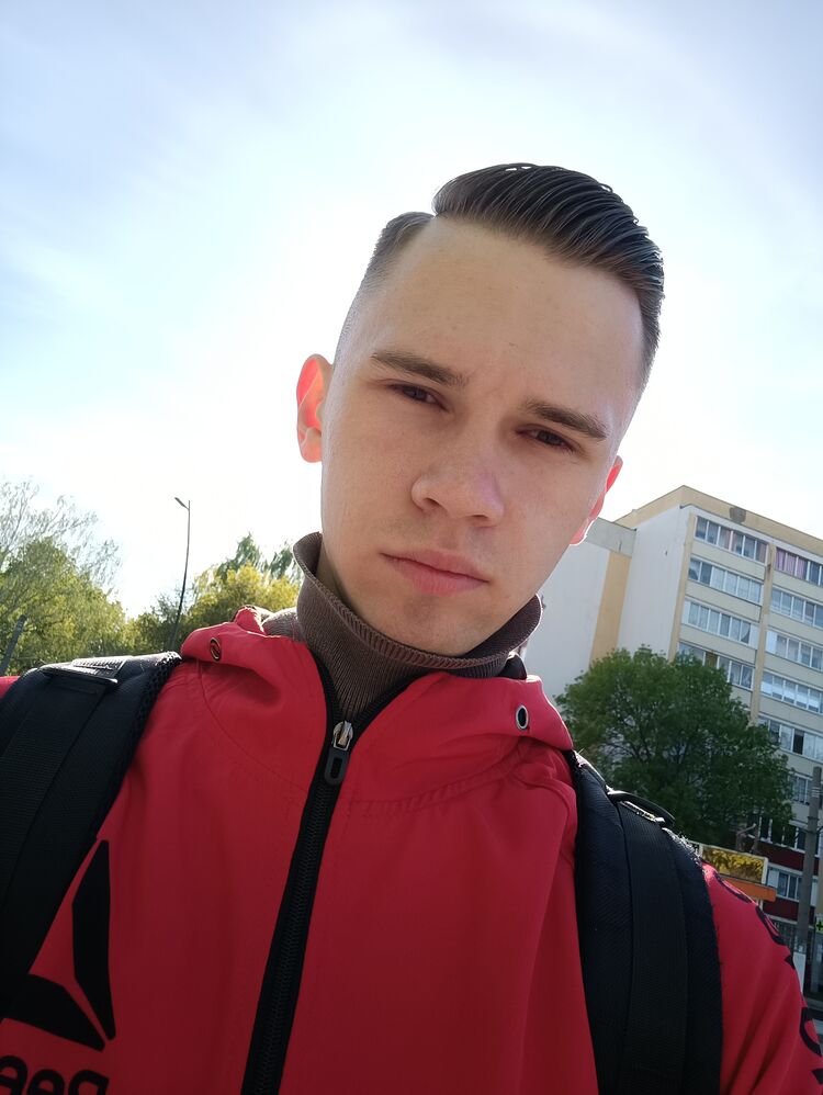 Парень алмаз