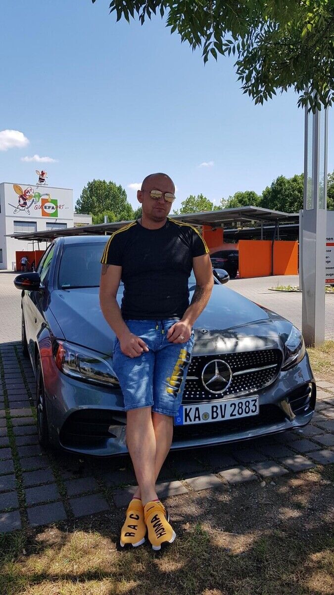  20780416  , 42 ,    Ettlingen