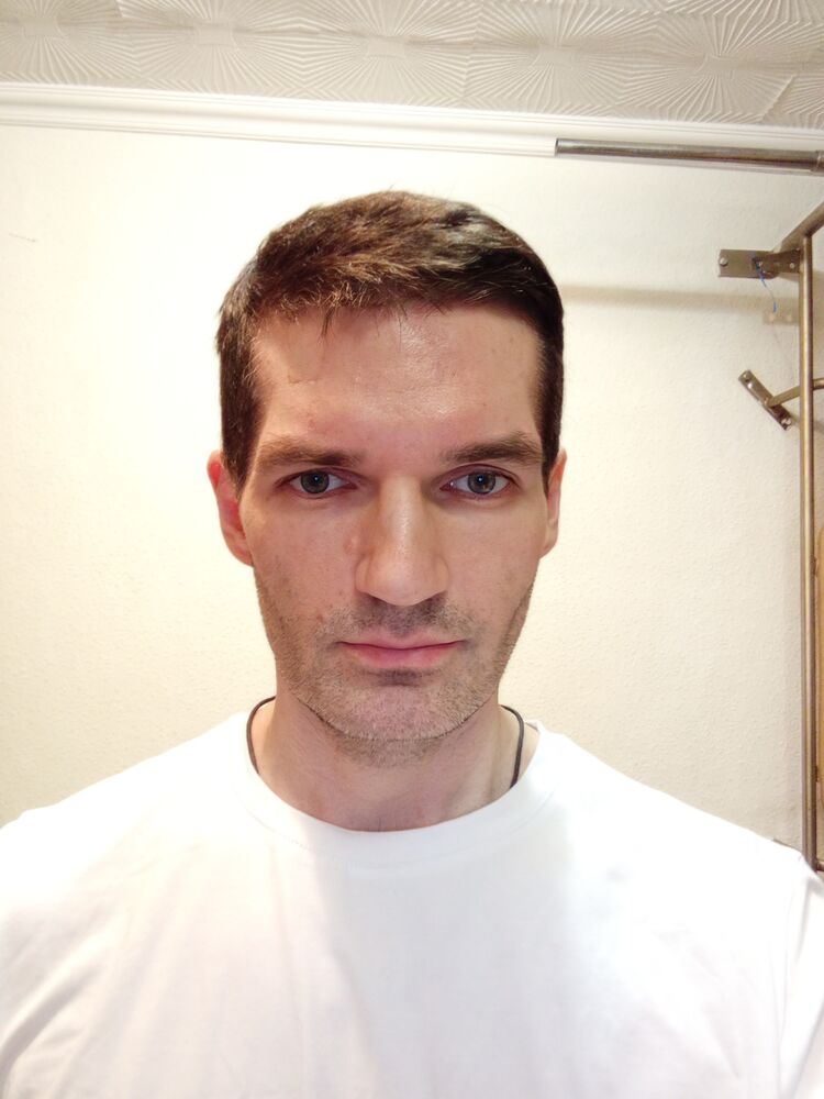  54705816  George, 40 ,    