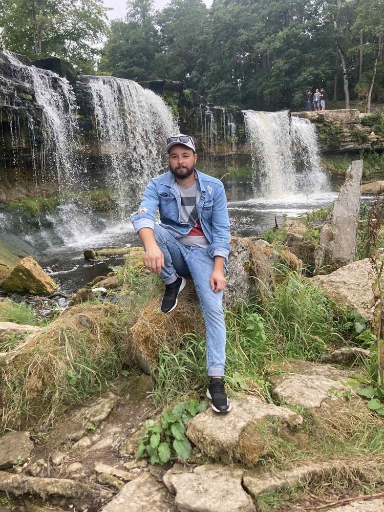  ,   Sergiu, 37 ,   ,   