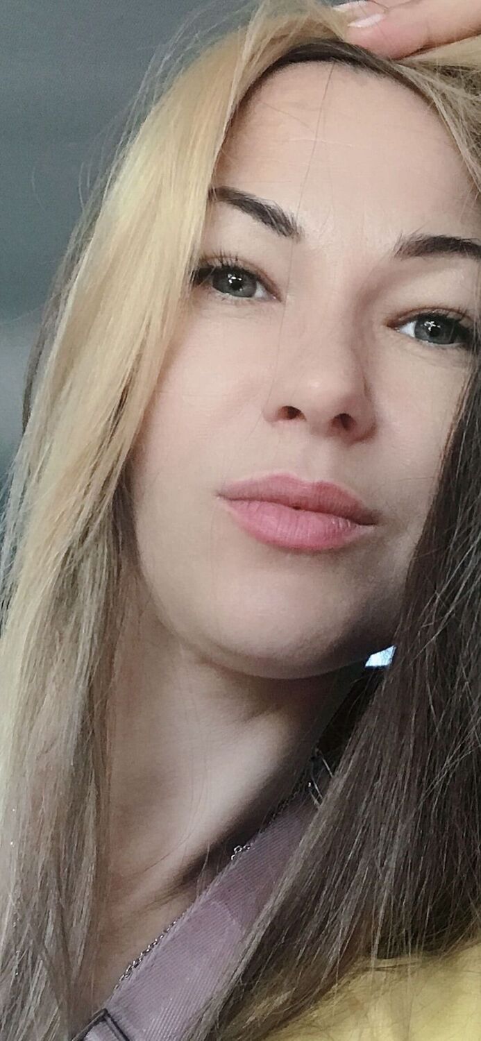  41236996  Olga, 43 ,    
