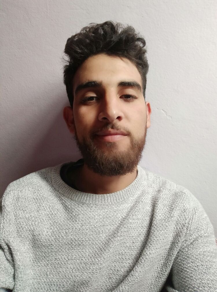  23840986  Abdo, 26 ,    