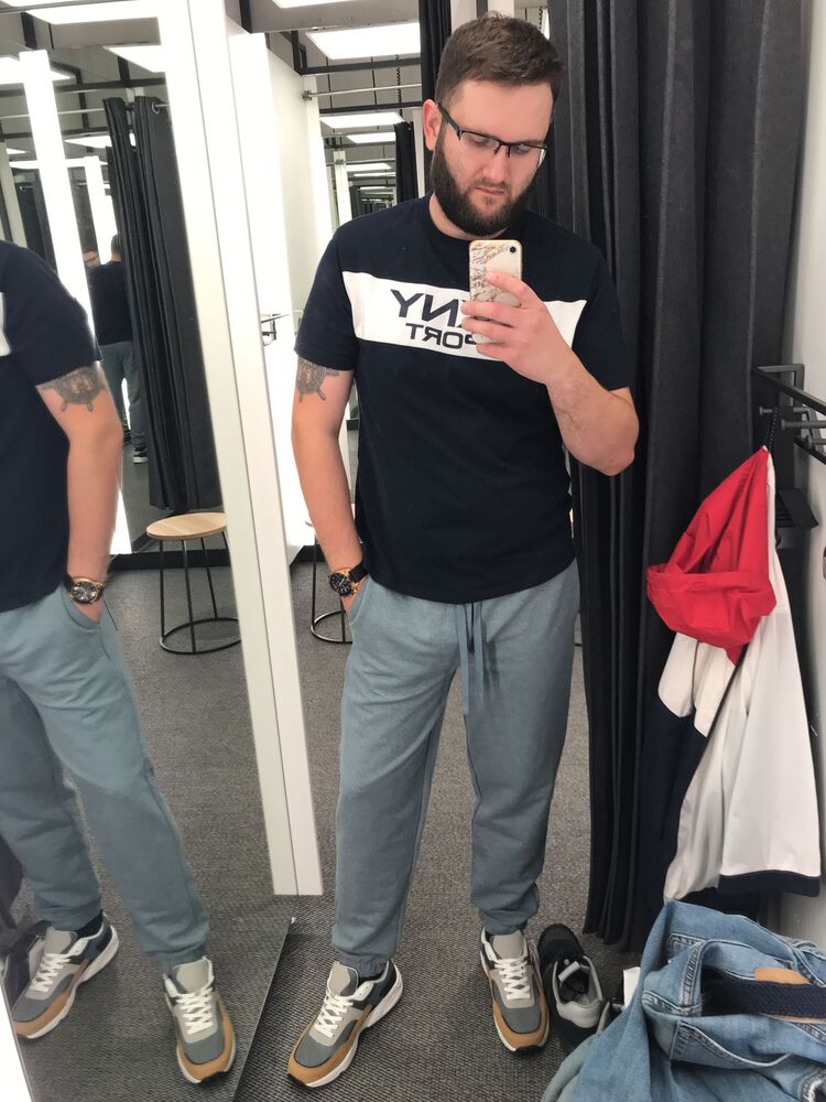  39559666  , 32 ,    -