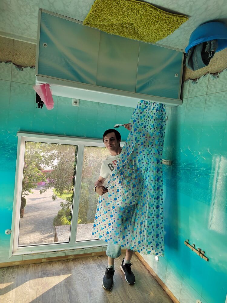  37533356  Vladimir, 32 ,    