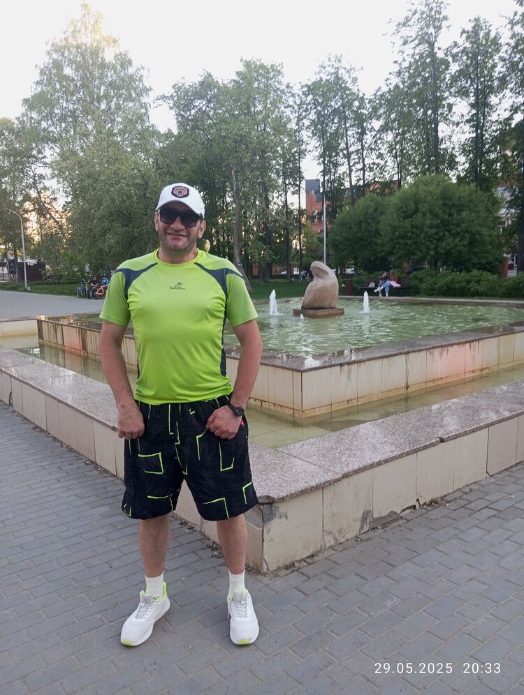 51949276  Sasha, 39 ,    