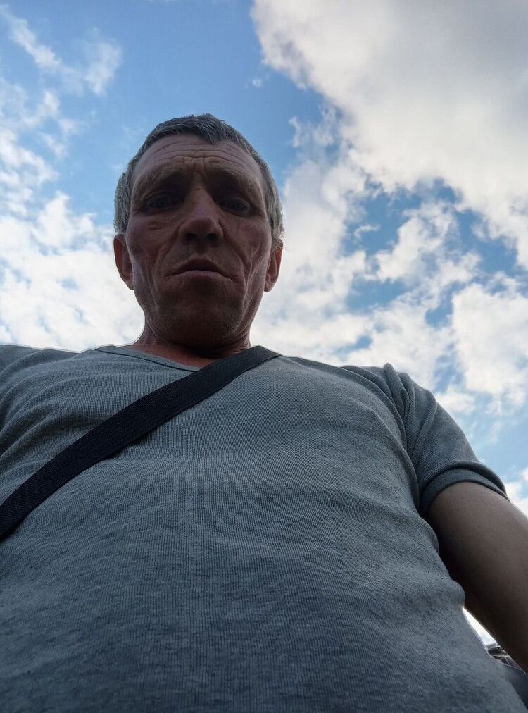  53667846  Alexander, 41 ,    