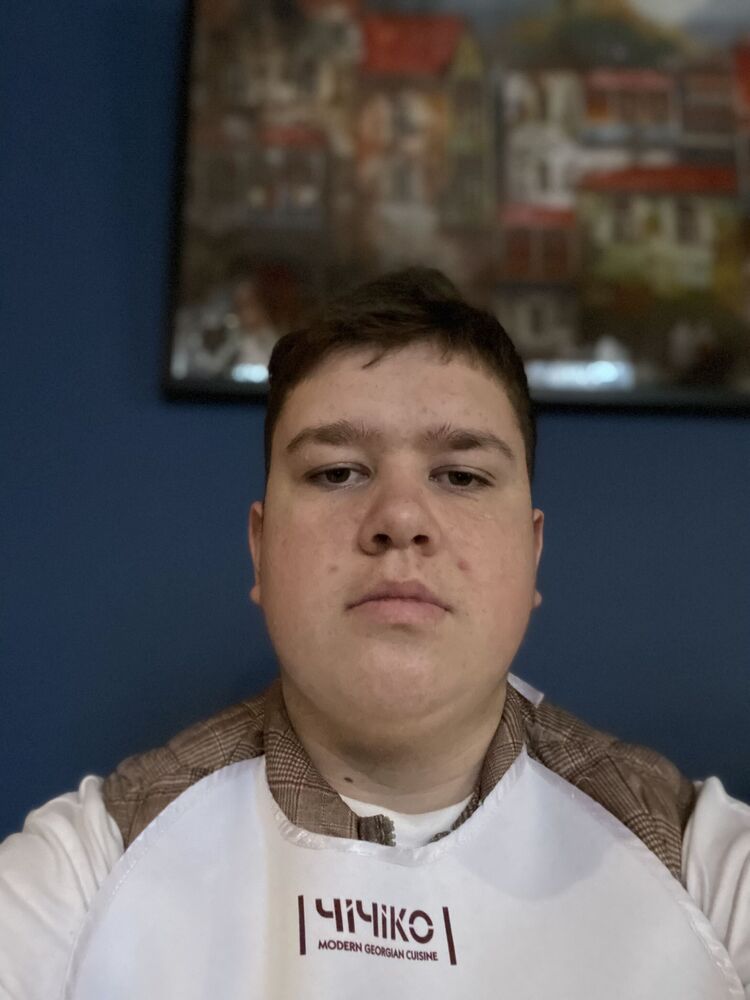  ,   Maksim, 25 ,   ,   