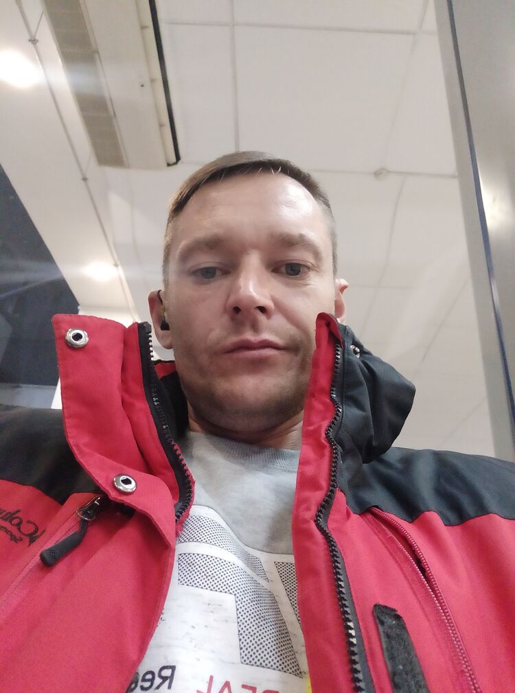  29488316  , 37 ,    