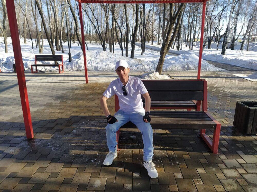  53522506  Sergei, 43 ,    