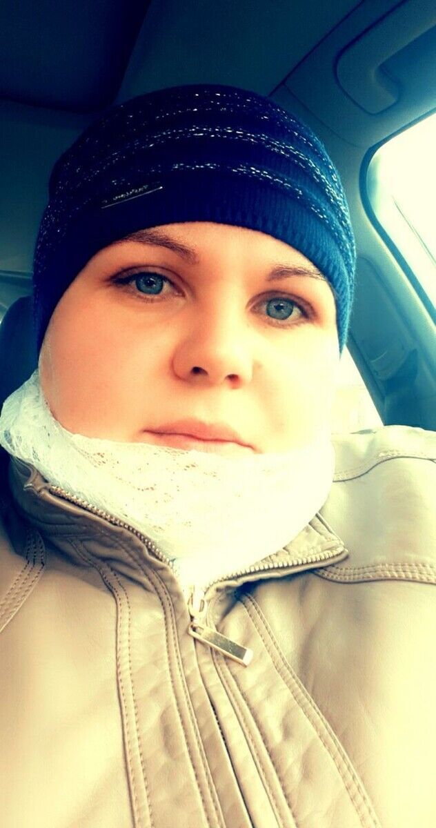  22430296  Olesja, 35 ,    