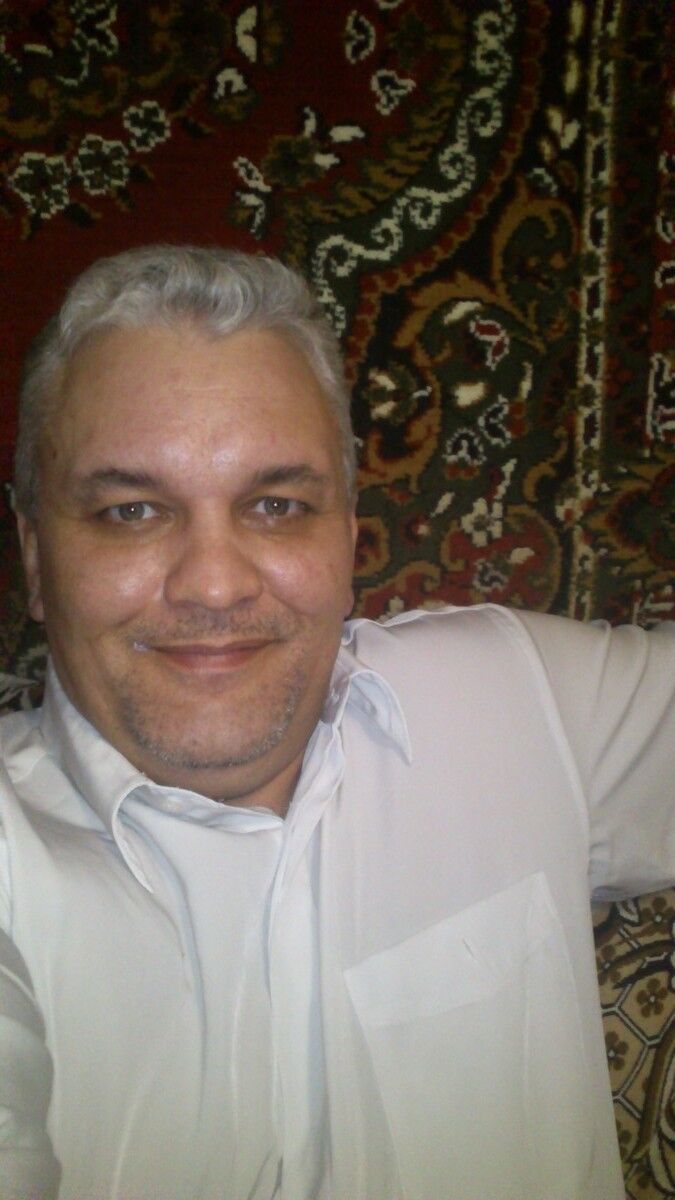  --,   Albert, 53 ,     , c 