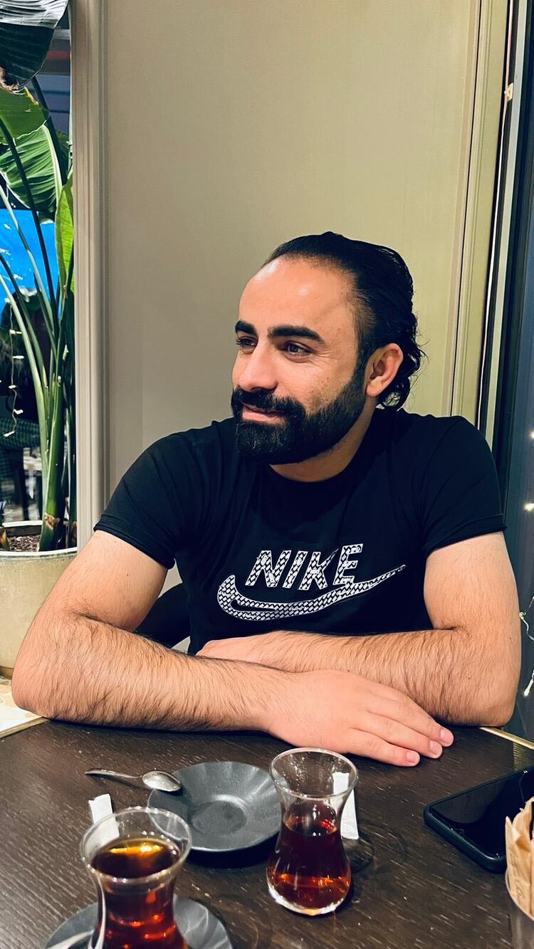  ,   Mustafa, 27 ,   ,   