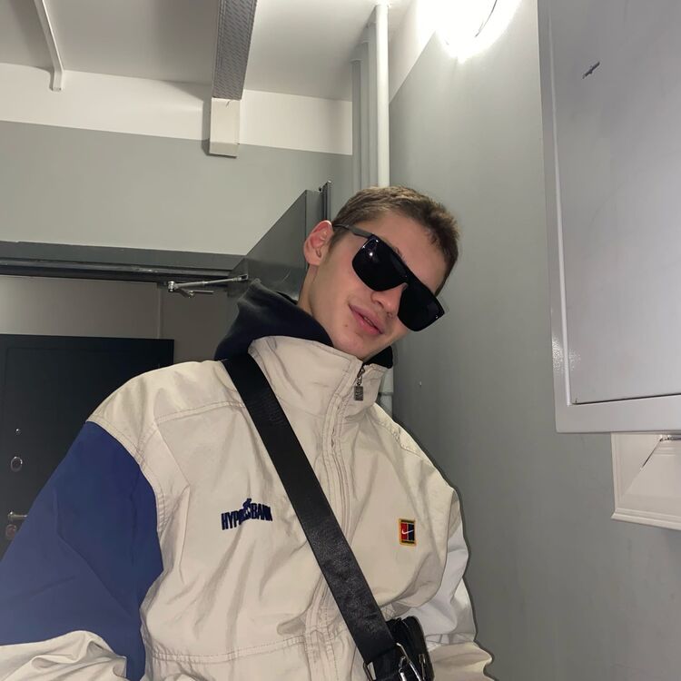 ���� 27634956 ����� ������, 23 ����, ���� ���������� � �����-����������