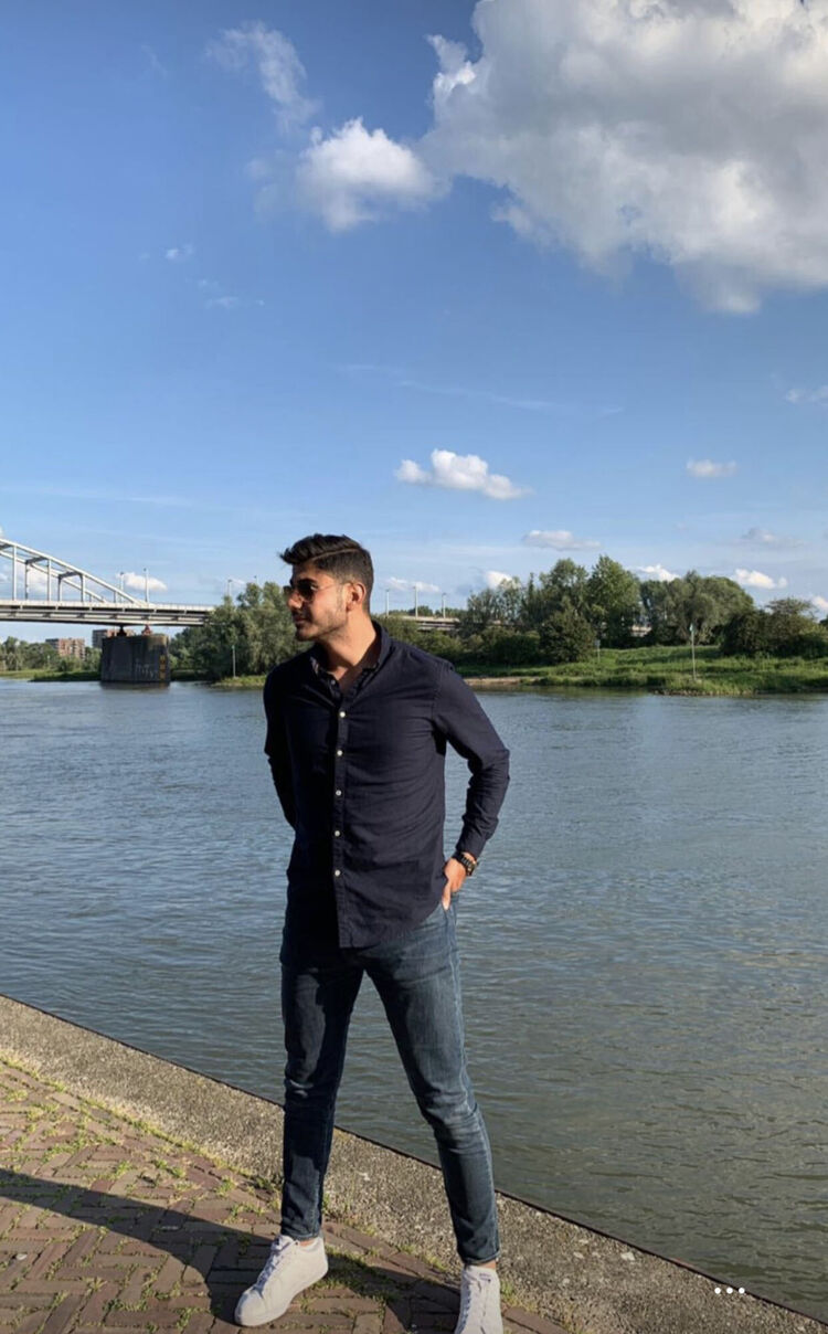  52988696  Mehmet, 28 ,    