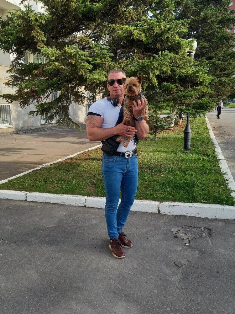  38596496  Andrey, 55 ,    