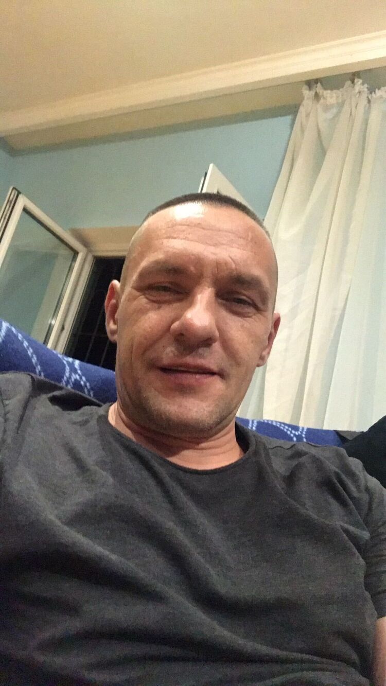 28875636  , 40 ,    