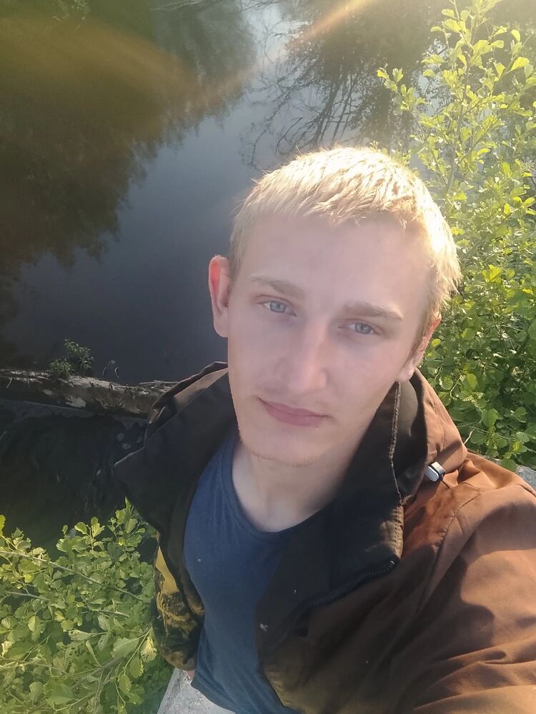  44429586  , 25 ,    
