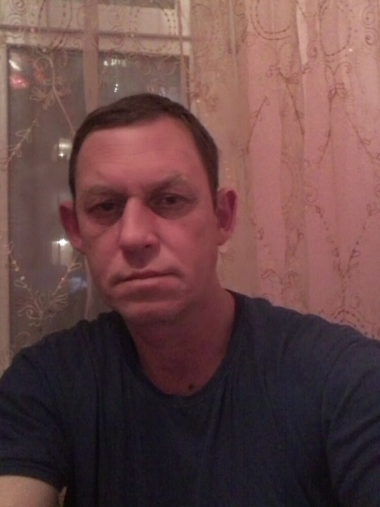  15724536  Alex, 49 ,    