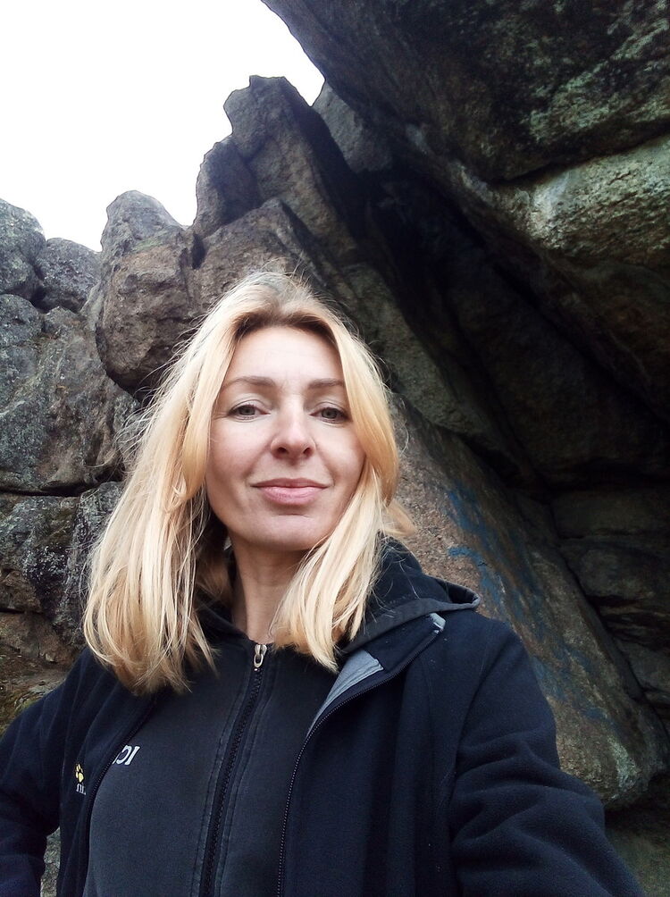  Malaga,   , 44 ,   ,   , c 