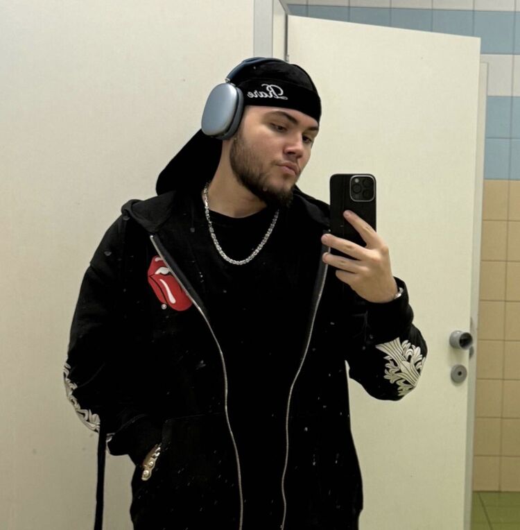 ���� 54998696 ����� ����, 19 ���, ���� ���������� � ������