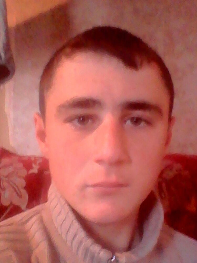  7350946  Hagop, 28 ,    