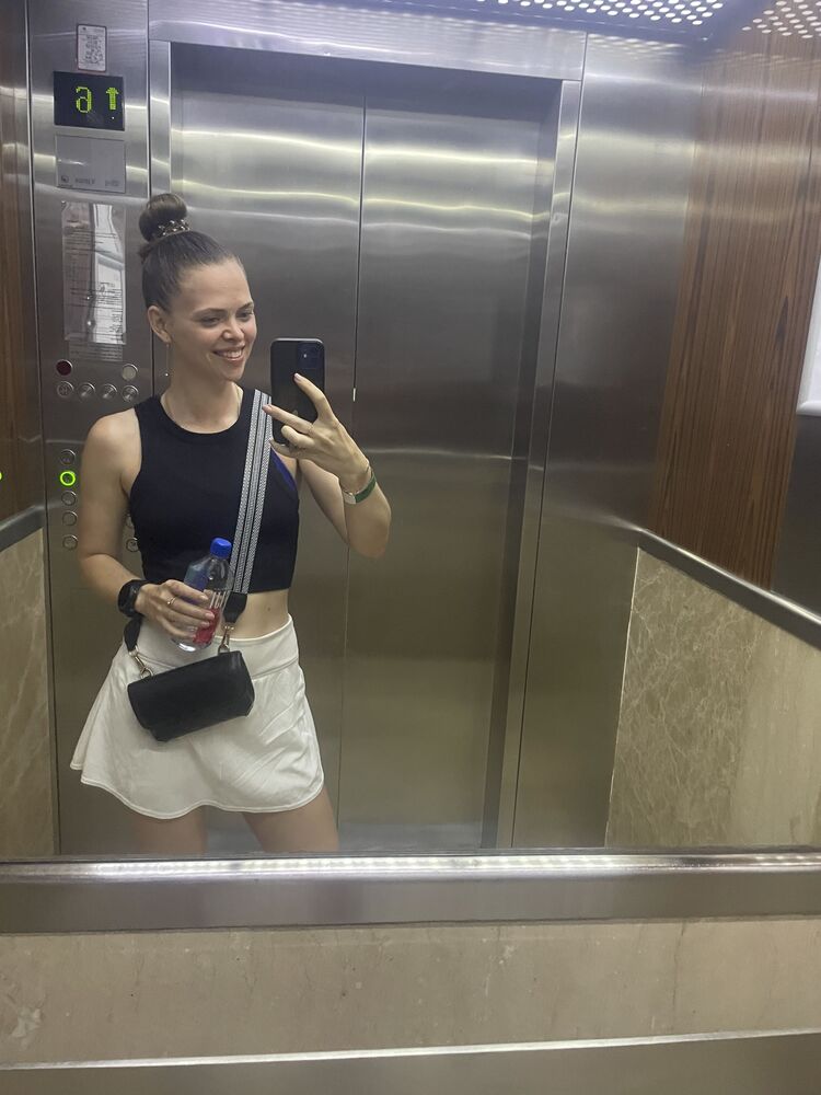  ,   Anzhela, 31 ,   ,   