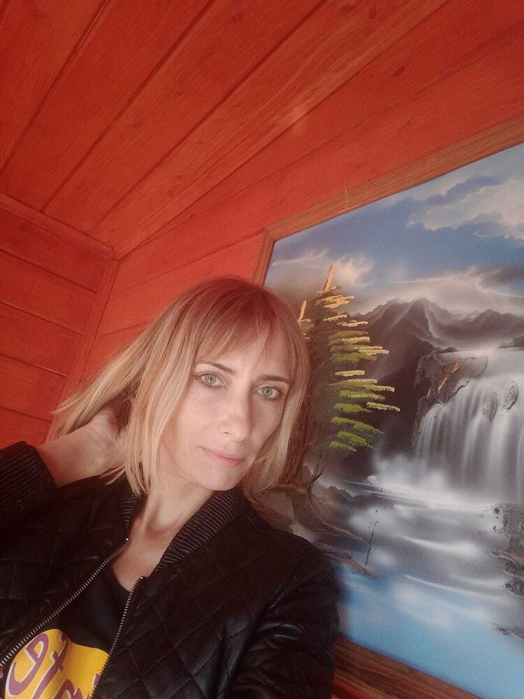  ,   Vika, 42 ,   ,   , 
