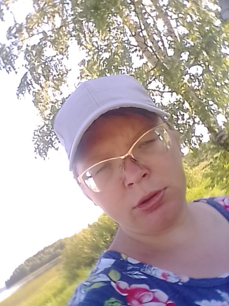  52784146  , 33 ,    