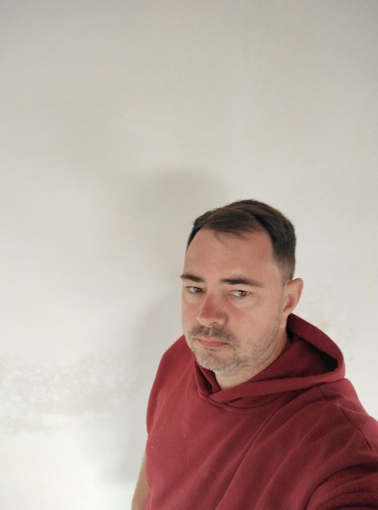  52722876  Allright, 44 ,    