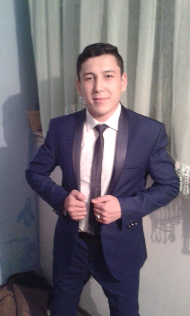  ,   Kamron, 33 ,     , c 