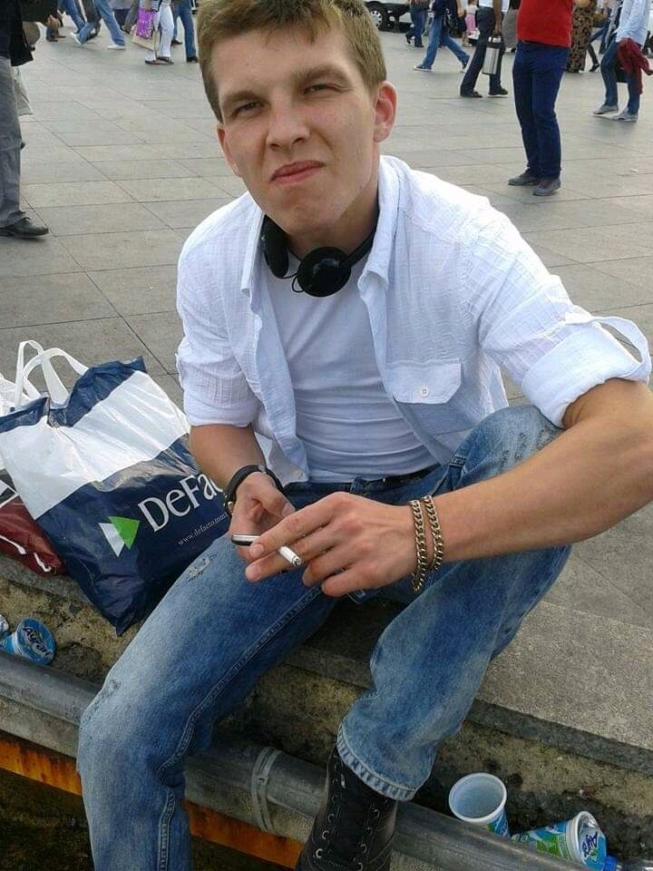  18867786  , 33 ,    