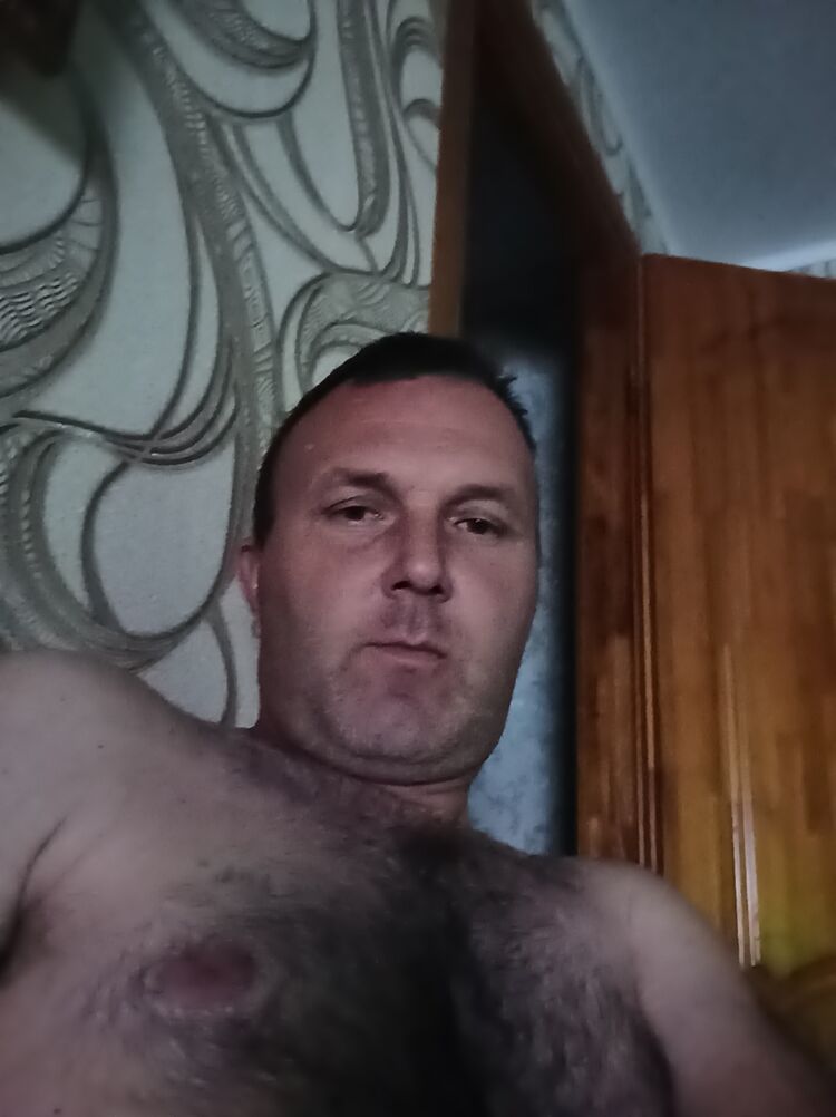  42840356  , 44 ,    