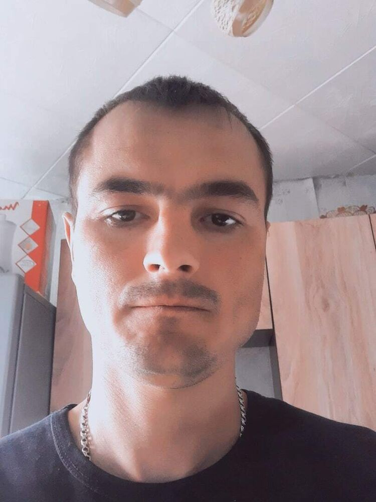  35293316  Igor, 40 ,    