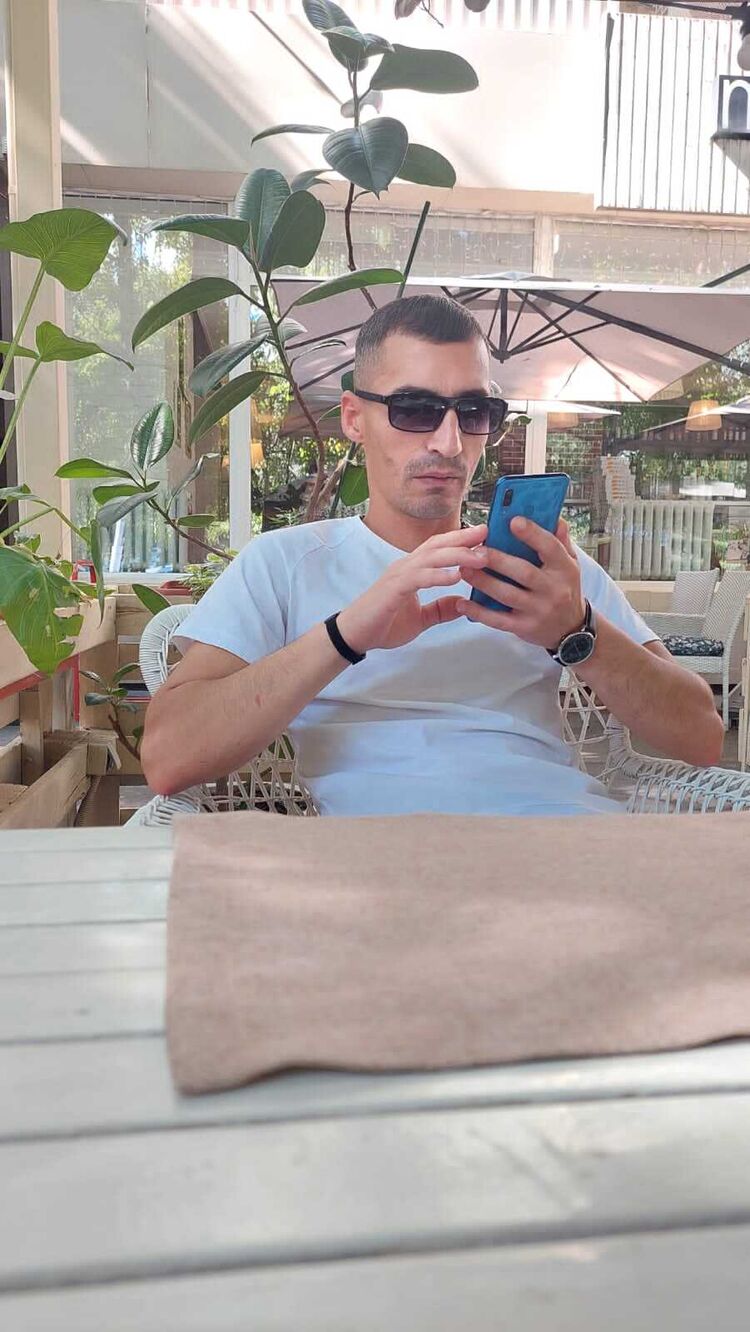  --,   Seyran, 35 ,   ,   