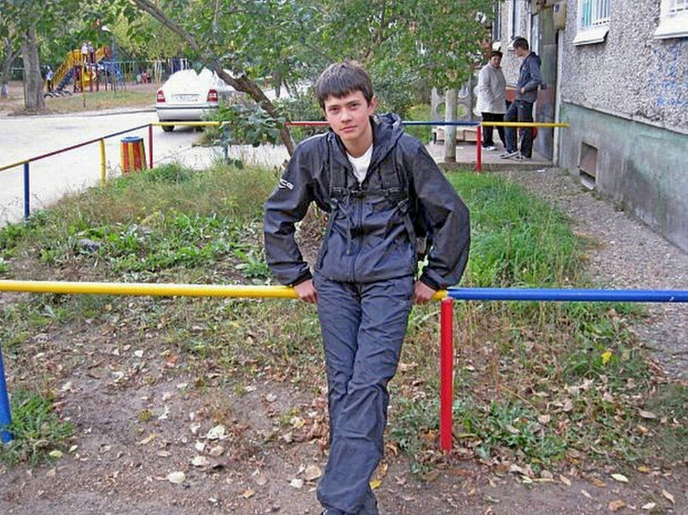  -,   , 30 ,   