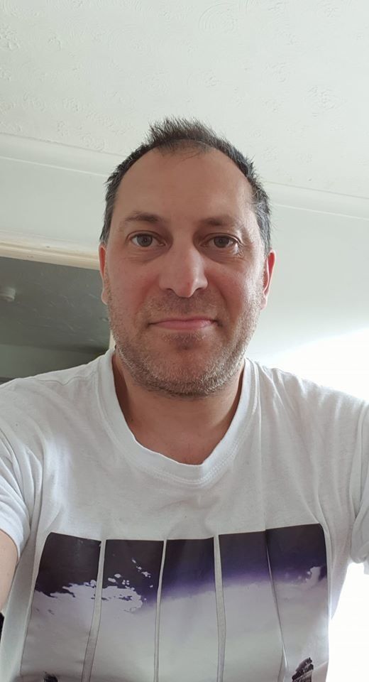  19132446  Derrick Geor, 64 ,    Frankfurt Am Main